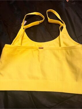 NWT
Victoria’s Secret PINK 
Weekend Seamless bralette